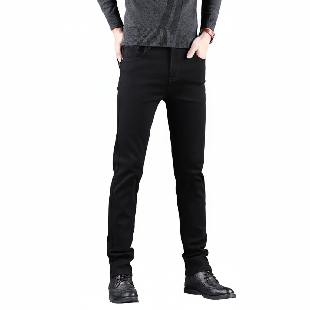 Vaqueros slim fit en negro clásico
