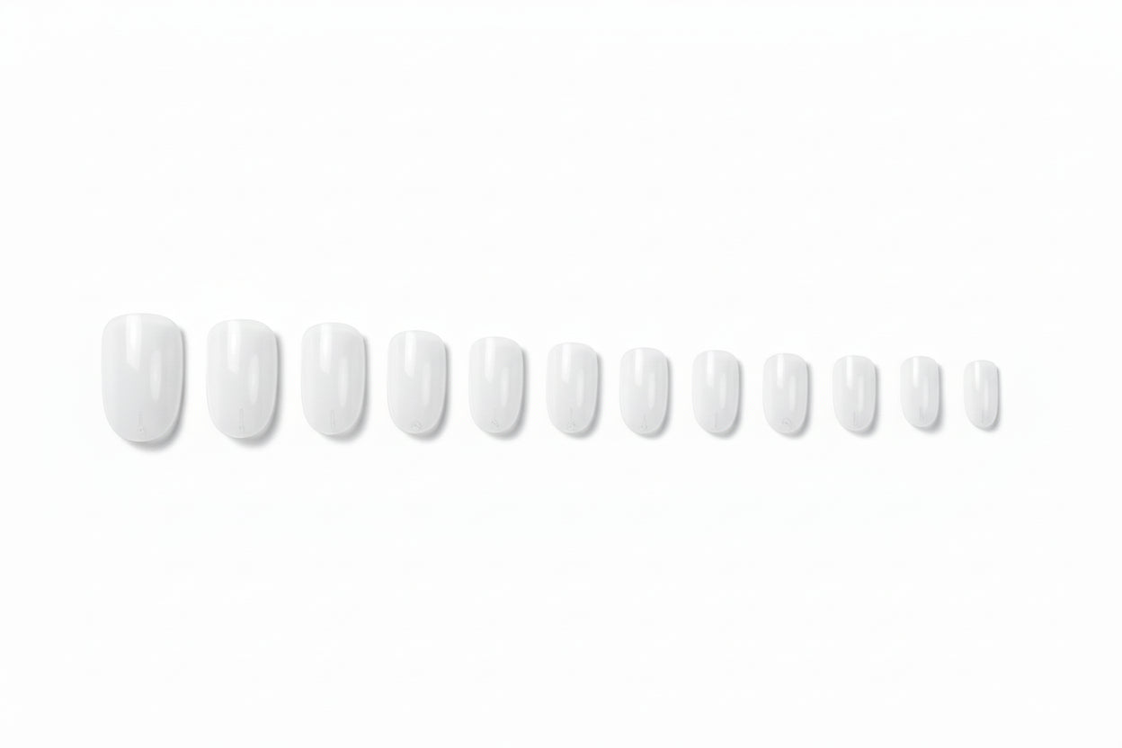Nail tips in various sizes